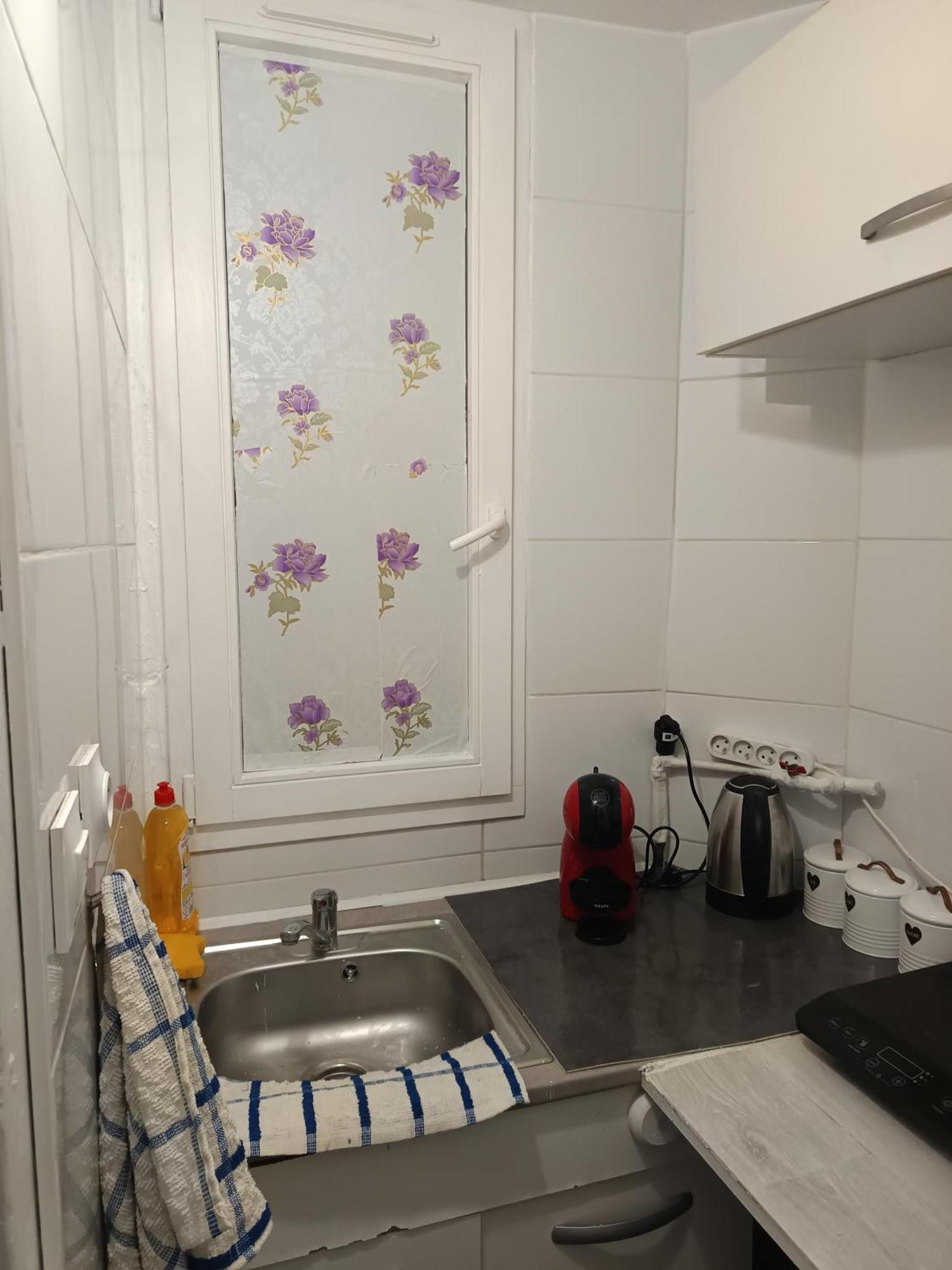 Charmant Studio Au 14eme Appartement