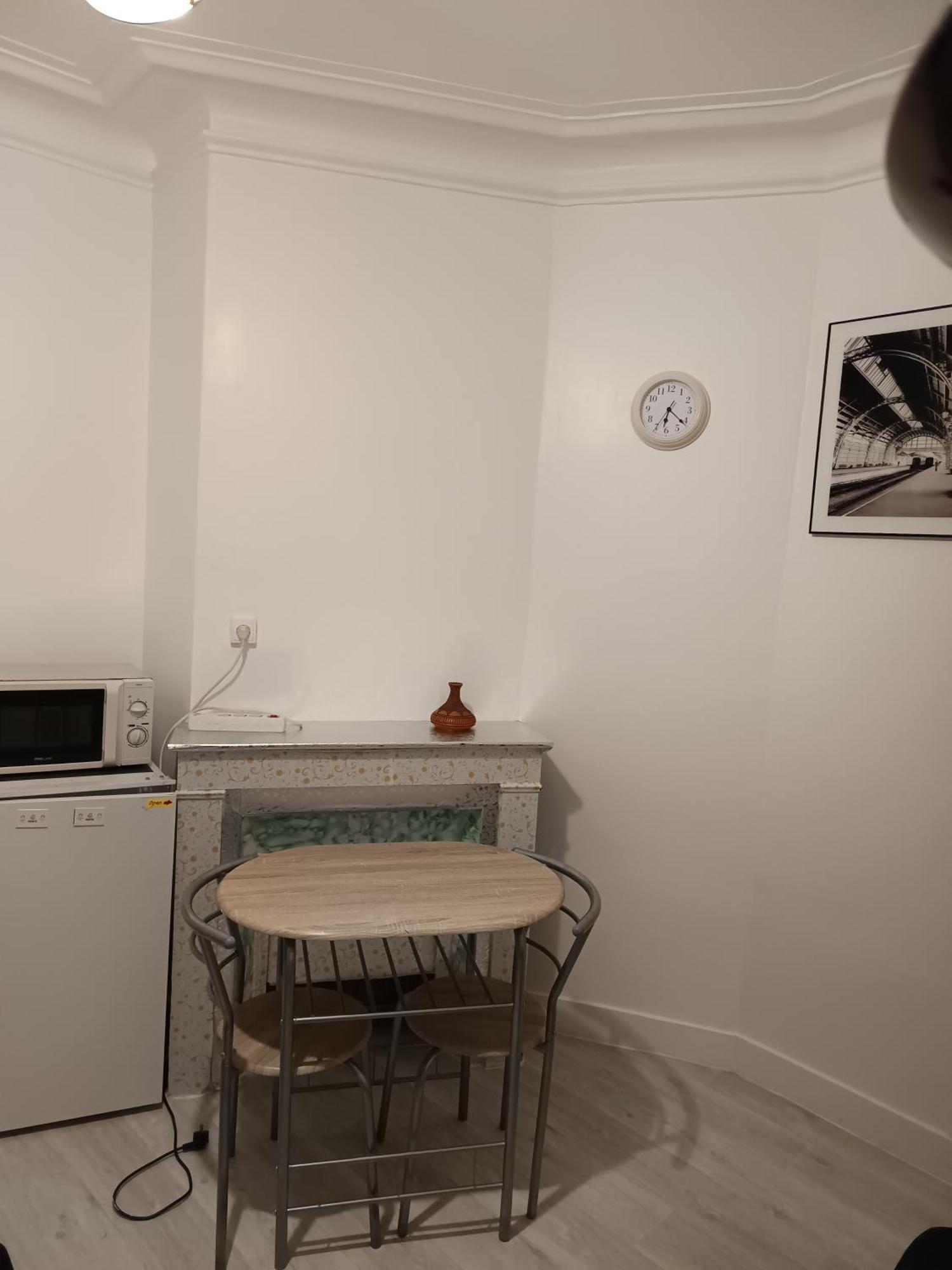 Appartement Charmant Studio Au 14eme *